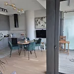 Hanza Tower Prestige Skyline 13th Floor With Balcony דירה שצ'צ'ין