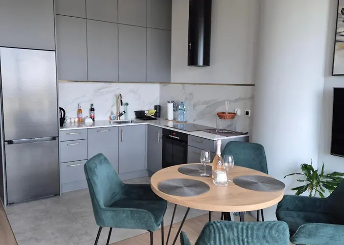 Hanza Tower Prestige Skyline 13th Floor With Balcony Apartamento *