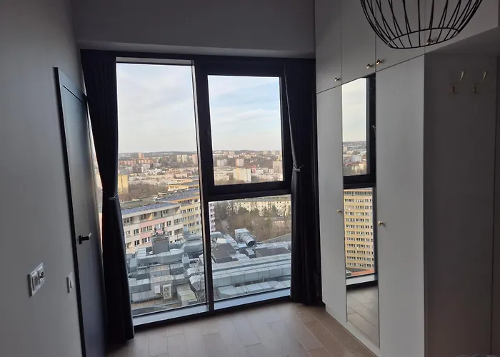 Hanza Tower Prestige Skyline 13th Floor With Balcony Apartamento *